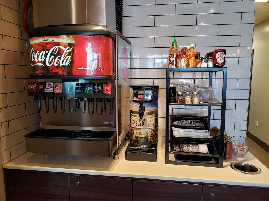 Elbows Mac N Cheese | restaurant | 3757 S Gilbert Rd, Gilbert, AZ 85297, USA | 4806565899 OR +1 480-656-5899