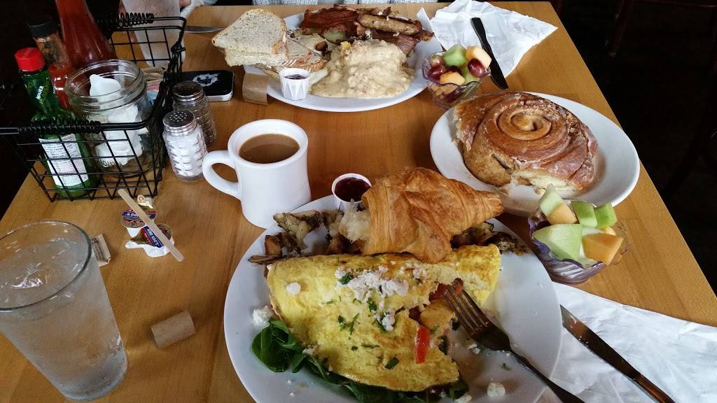 First & Union Kitchen | restaurant | 101 Union Ave, Snohomish, WA 98290, USA | 3605681682 OR +1 360-568-1682