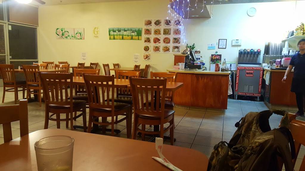 Golden Thai Kitchen | restaurant | 1820 N 75th Ave #110, Phoenix, AZ 85035, USA | 6238499301 OR +1 623-849-9301