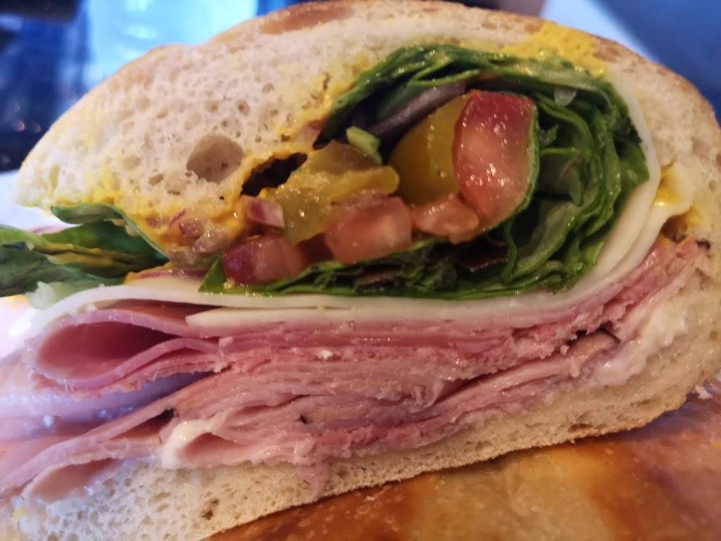 The Last Round Tavern | restaurant | 354 E Santa Clara St, San Jose, CA 95113, USA | 4082869710 OR +1 408-286-9710