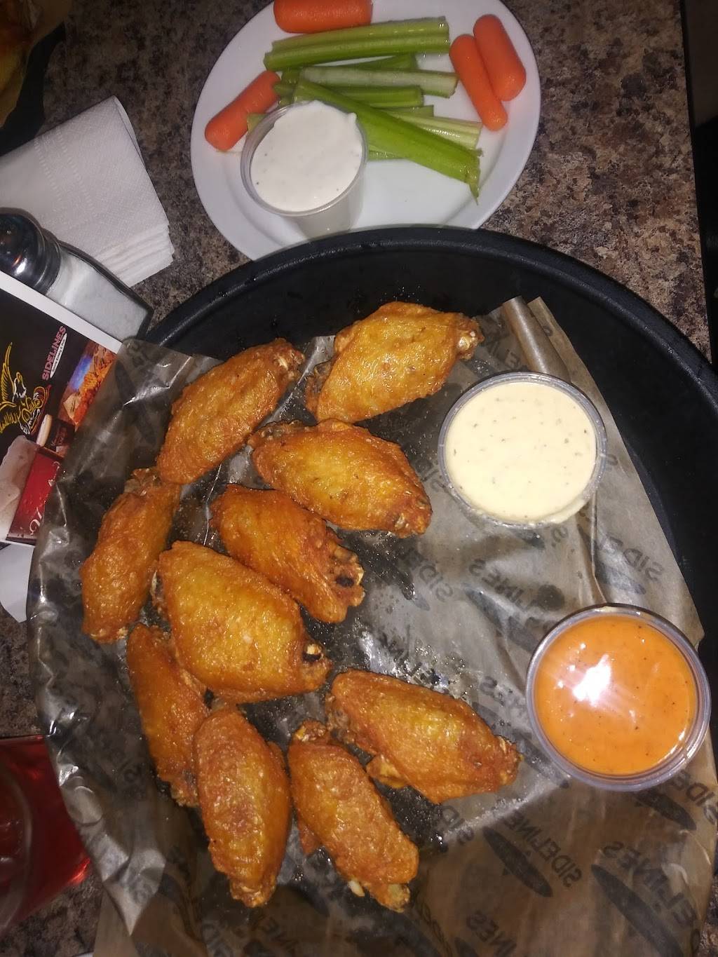 Sidelines Sports Eatery - Mellwood | restaurant | 2111 Mellwood Ave, Toledo, OH 43613, USA | 4194740000 OR +1 419-474-0000