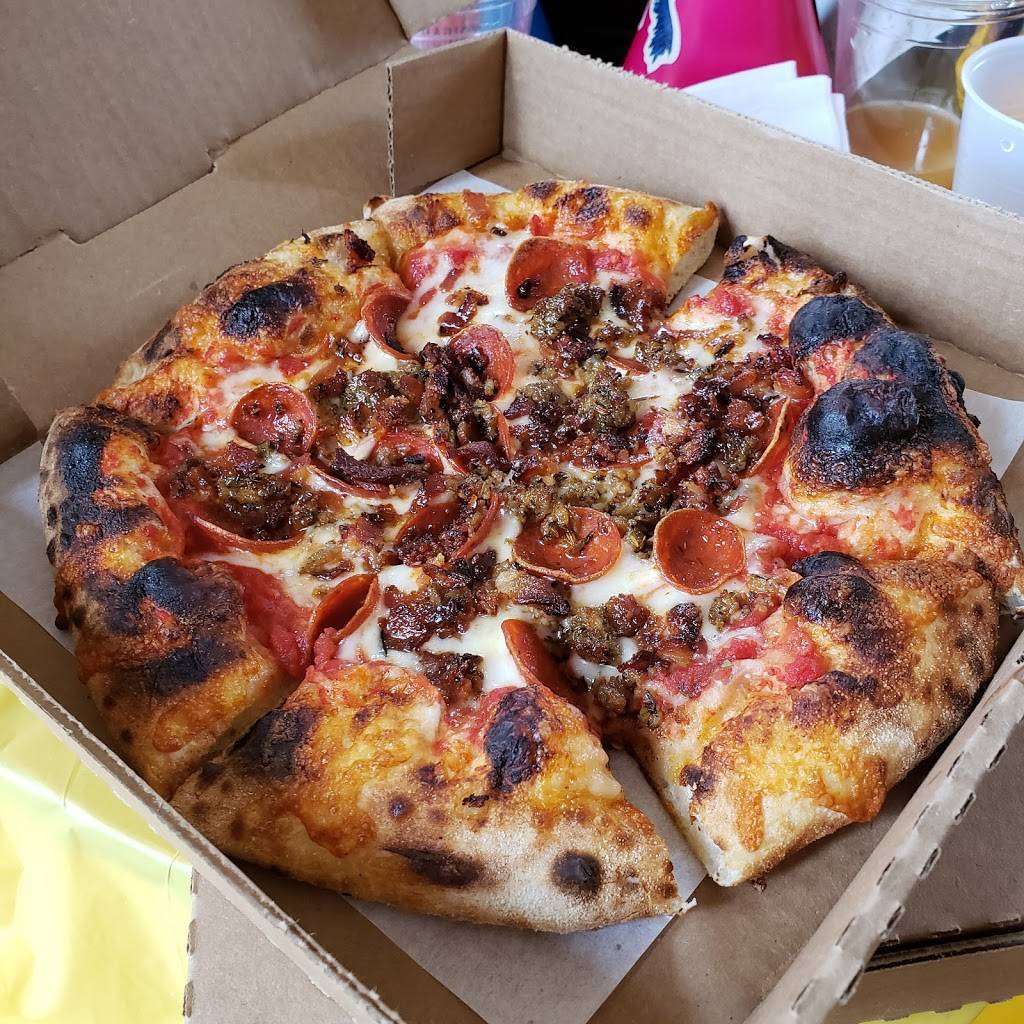 Wildfire Pizza Kitchen | restaurant | 1662 Blue Rock St #1B, Cincinnati, OH 45223, USA | 5135419453 OR +1 513-541-9453