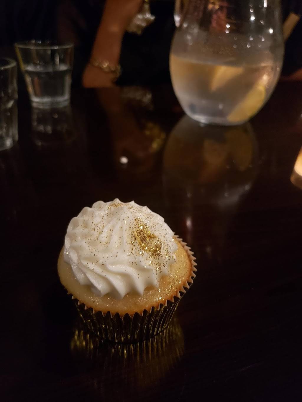 swiingz restaurant | restaurant | 1542 Fulton St, Brooklyn, NY 11216, USA | 7188040495 OR +1 718-804-0495