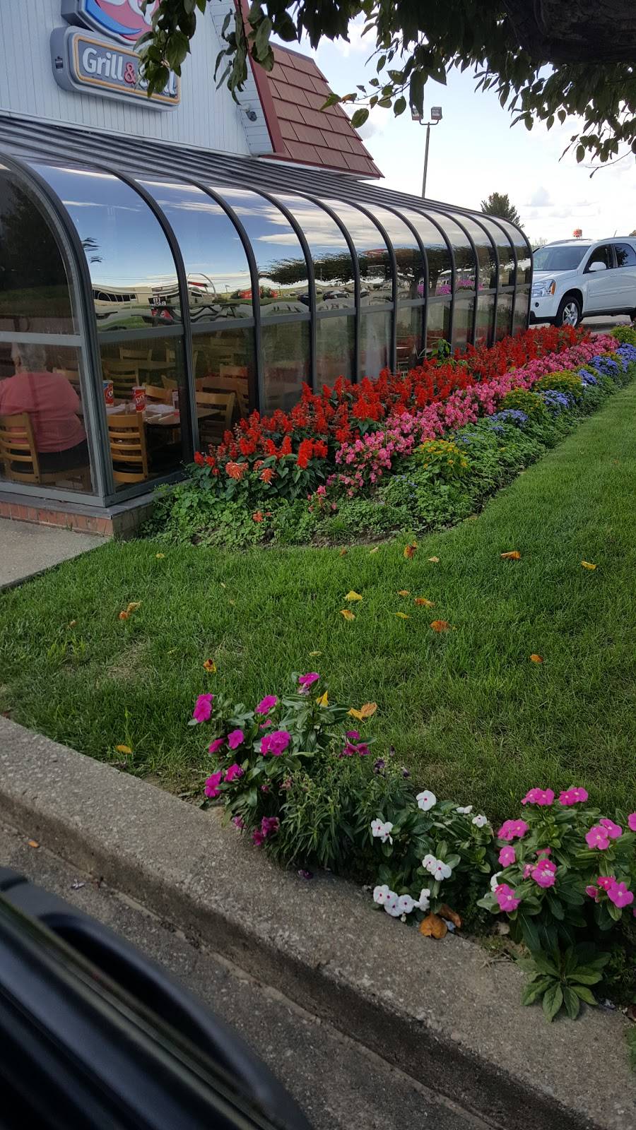 Dairy Queen | restaurant | 757 Main St, Jackson, OH 45640, USA | 7402867100 OR +1 740-286-7100