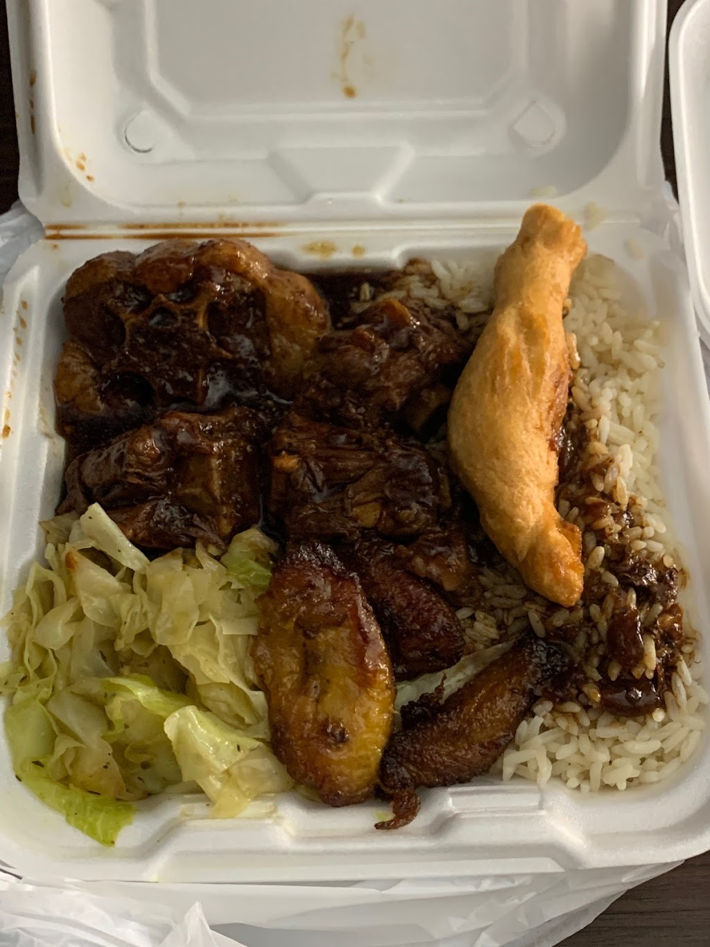 The Jamaican Spot | restaurant | 1507 S 5th St, Leesville, LA 71446, USA | 3372232828 OR +1 337-223-2828