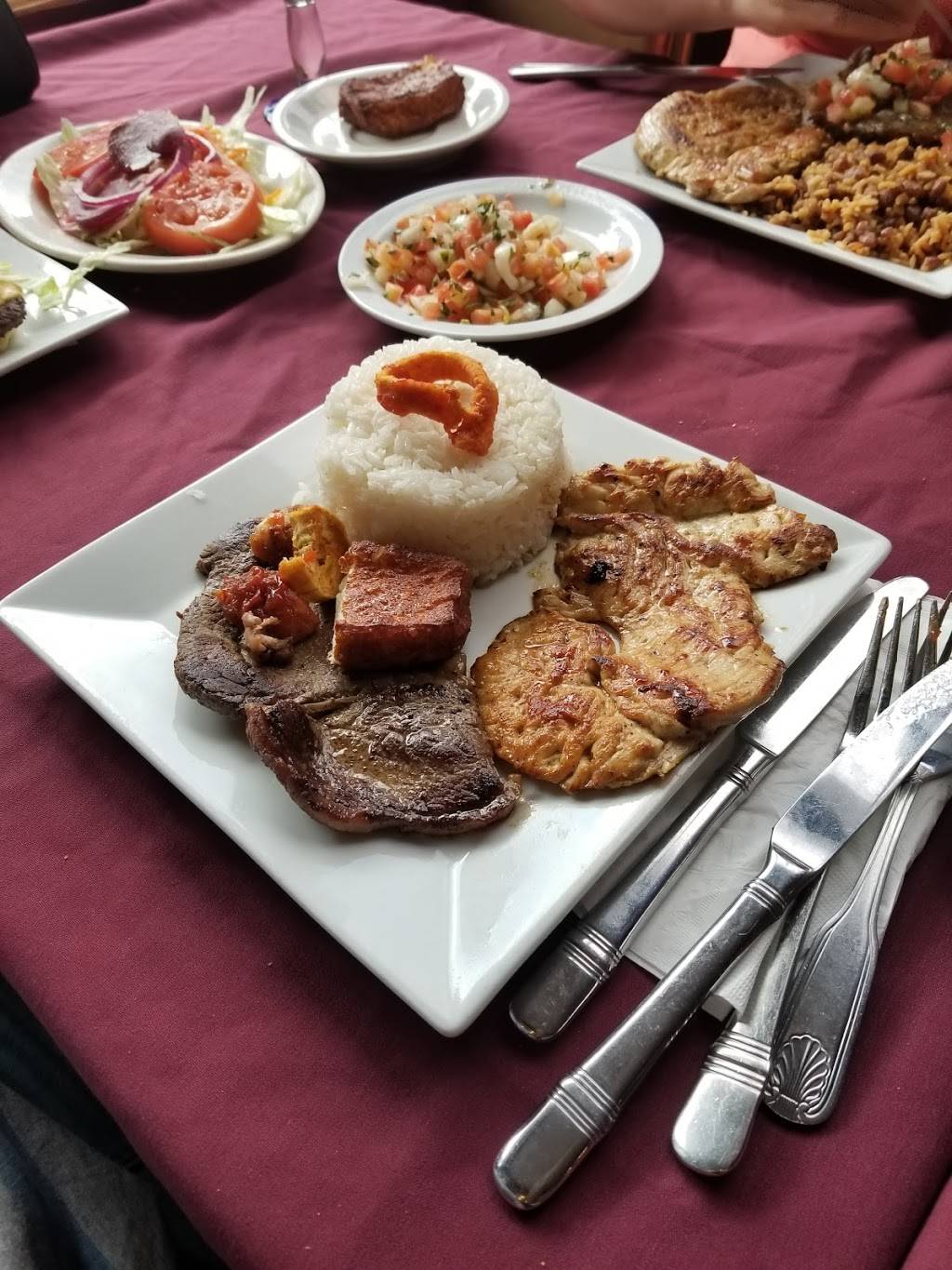 El Salvadoreño | restaurant | 1128 Elizabeth Ave, Elizabeth, NJ 07201, USA | 9082893778 OR +1 908-289-3778
