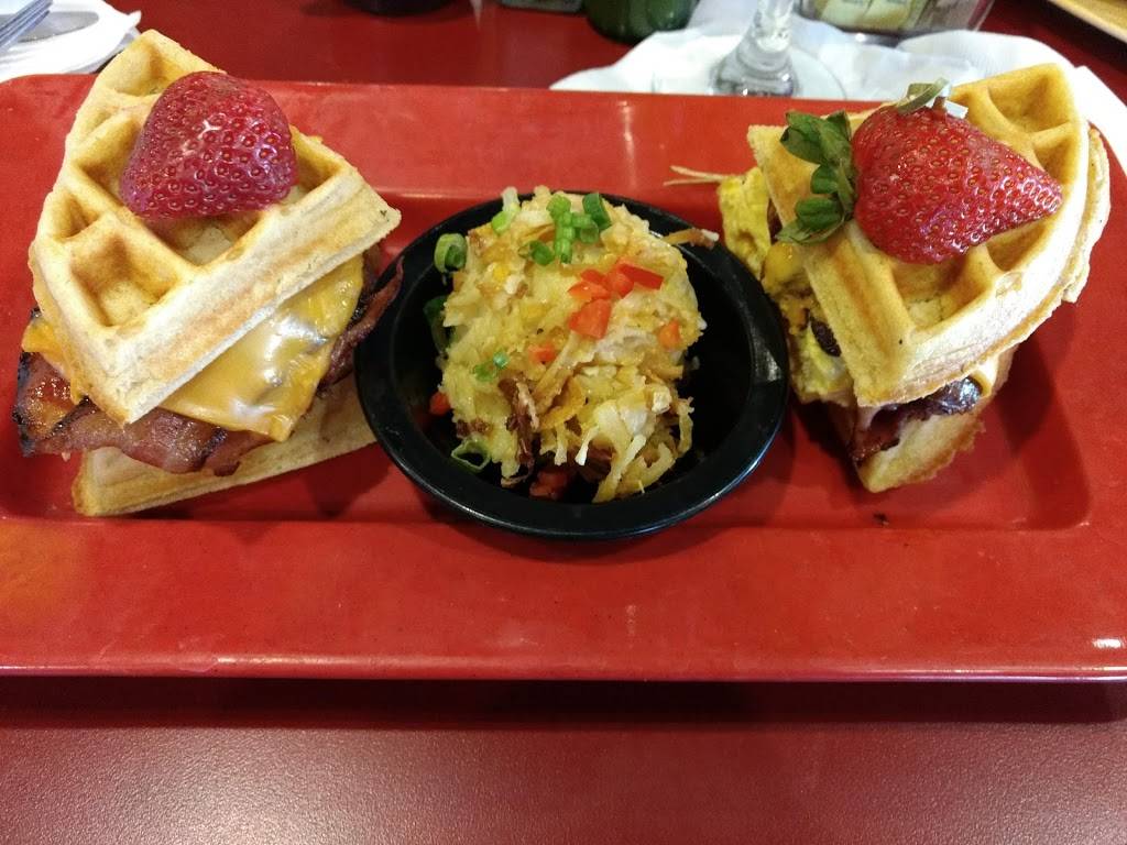 DLox | cafe | 630 Sunland Park Dr, El Paso, TX 79912, USA | 9157604889 OR +1 915-760-4889