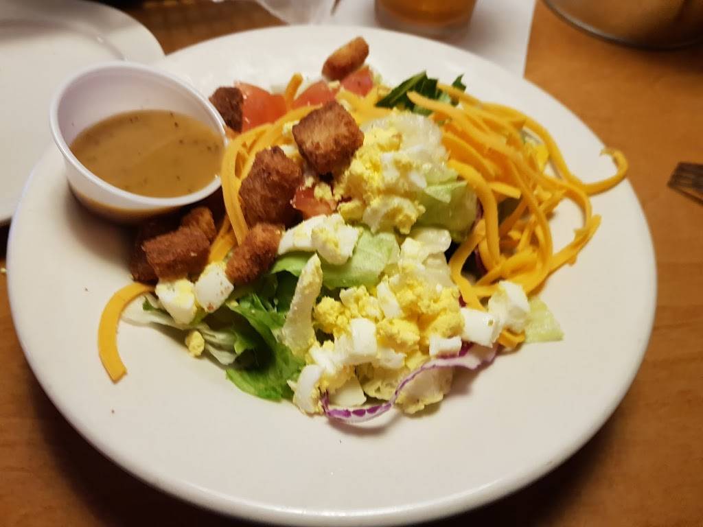 Texas Roadhouse | restaurant | 3816 Wards Rd, Lynchburg, VA 24502, USA | 4342371516 OR +1 434-237-1516