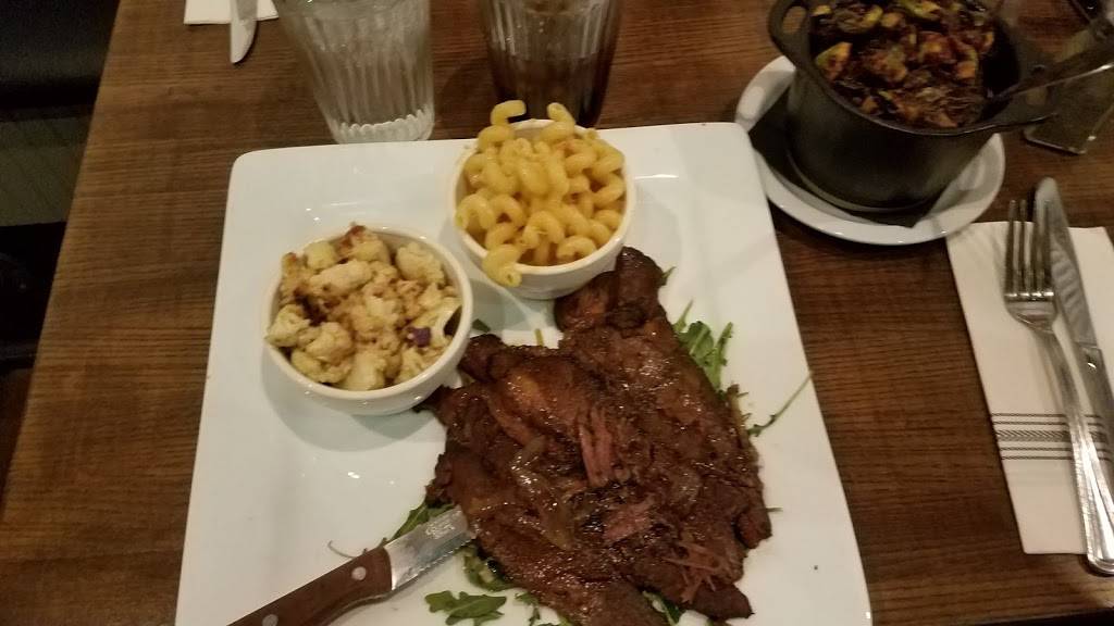 Farmtable Kitchen + Spirits | restaurant | 6587 Las Vegas Blvd S, Las Vegas, NV 89119, USA | 7029832900 OR +1 702-983-2900