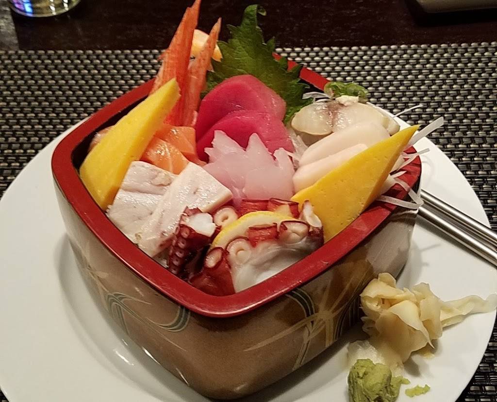 Nova Sushi Bar & Asian Fusion | restaurant | 3257 Solomons Island Rd, Edgewater, MD 21037, USA | 4109565326 OR +1 410-956-5326