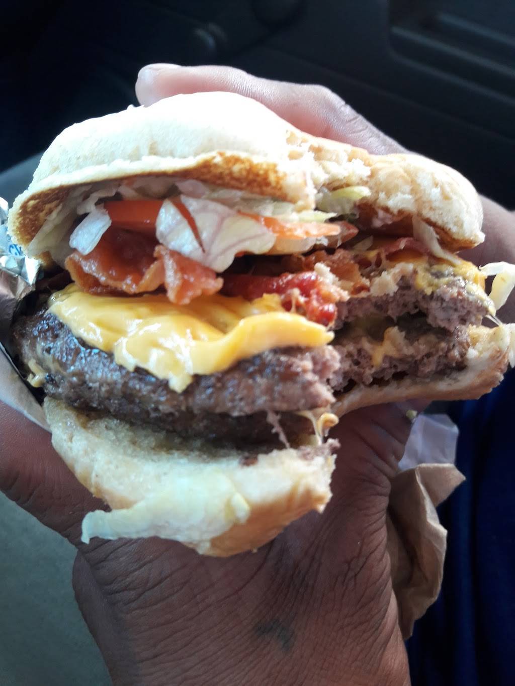 Sonic Drive-In | restaurant | 1632 Lemon St, Anaheim, CA 92801, USA | 7149924500 OR +1 714-992-4500