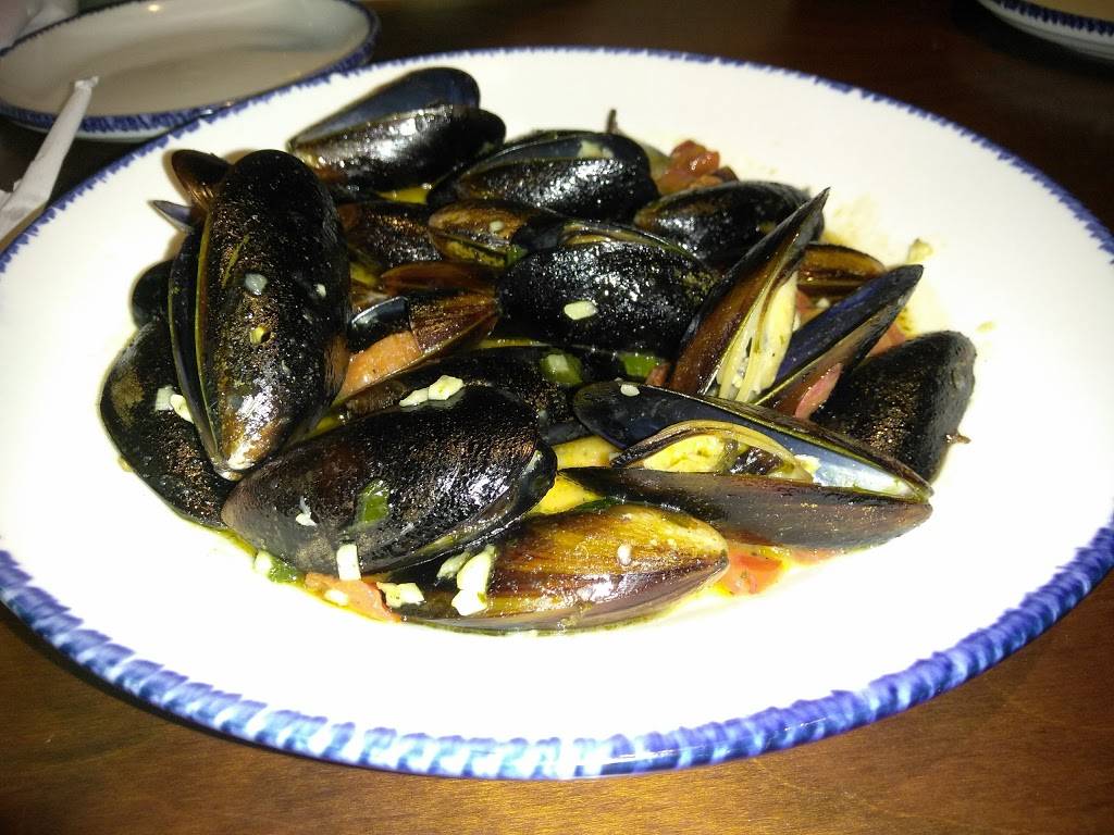 Red Lobster | restaurant | 7063 Arundel Mills Blvd, Hanover, MD 21076, USA | 4107962390 OR +1 410-796-2390