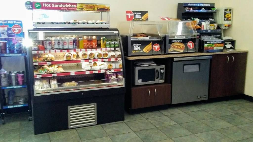 Circle K | cafe | 923 S Main St, Bryan, OH 43506, USA | 4196337163 OR +1 419-633-7163