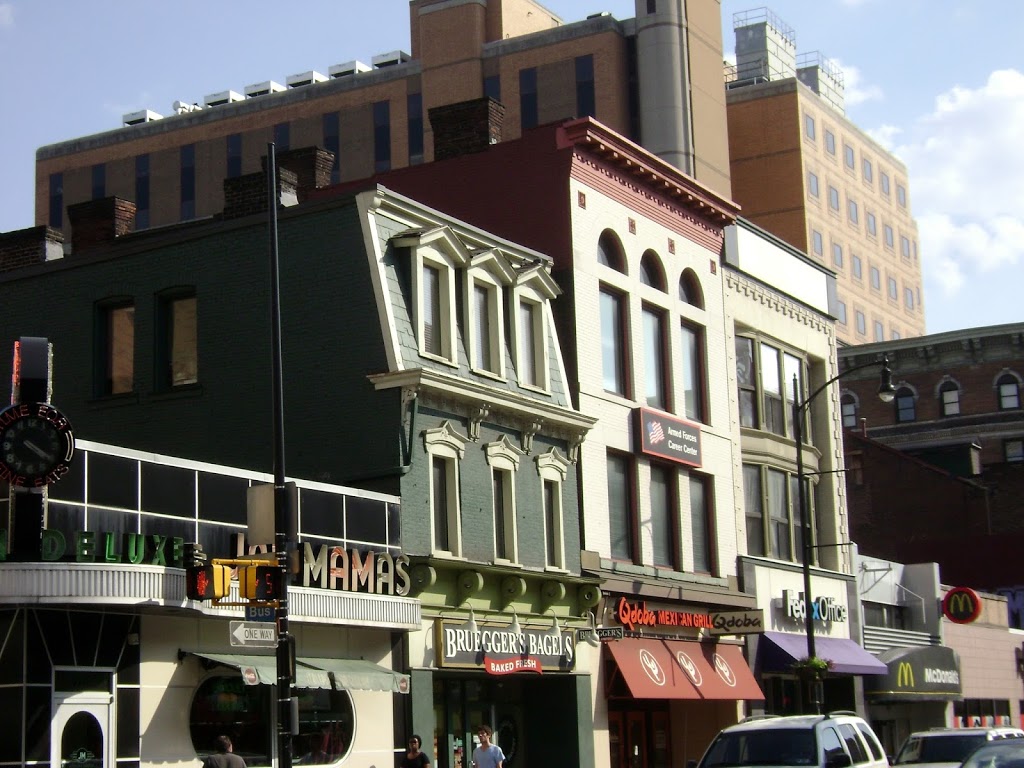 Joe Mamas Italian Deluxe | restaurant | 3716 Forbes Ave, Pittsburgh, PA 15213, USA | 4126217282 OR +1 412-621-7282