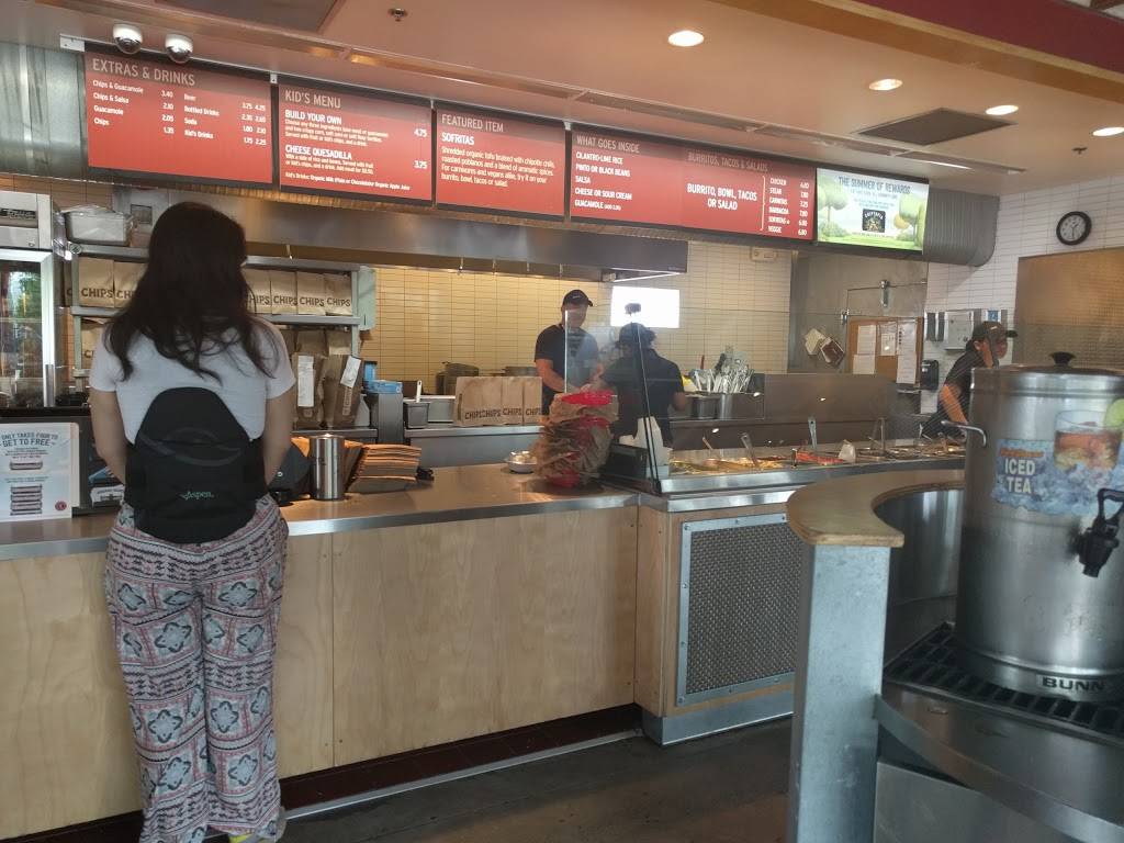 Chipotle Mexican Grill | restaurant | 43660 Yukon Dr, Ashburn, VA 20147, USA | 7037299530 OR +1 703-729-9530