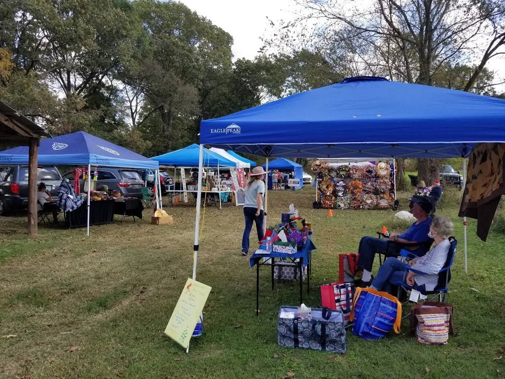 The Store | cafe | 18350 TN-194, Somerville, TN 38068, USA | 9014905511 OR +1 901-490-5511