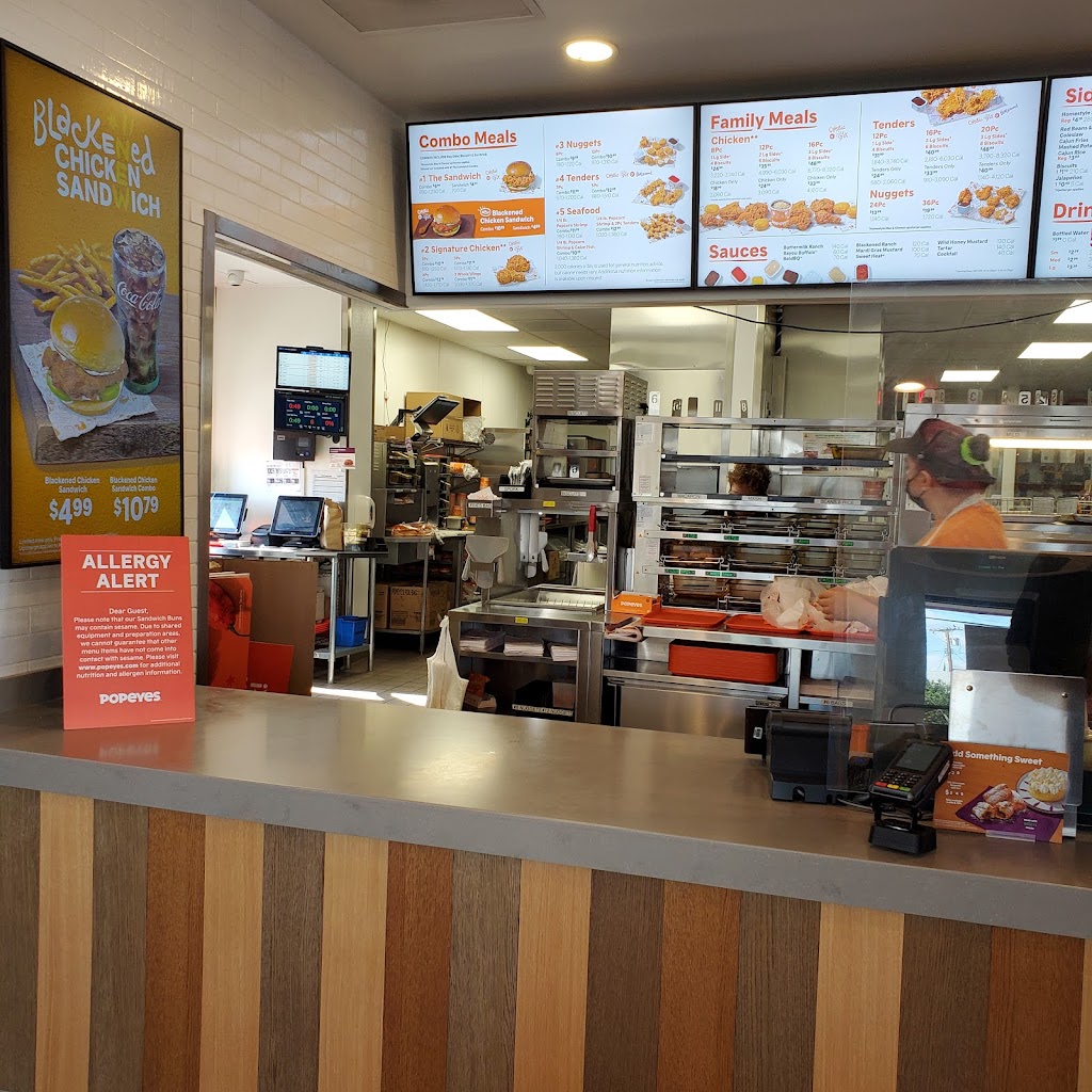 Popeyes | restaurant | 7635 Winnetka Ave, Winnetka, CA 91306, USA | 8183382502 OR +1 818-338-2502