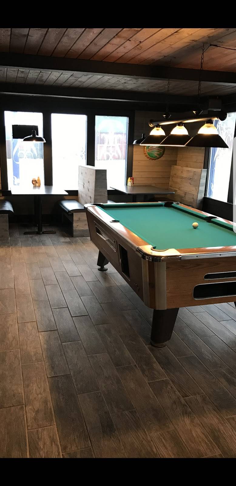 Thompson Bar & Grill | restaurant | 10655 W Michigan Ave, Saline, MI 48176, USA | 7349222327 OR +1 734-922-2327