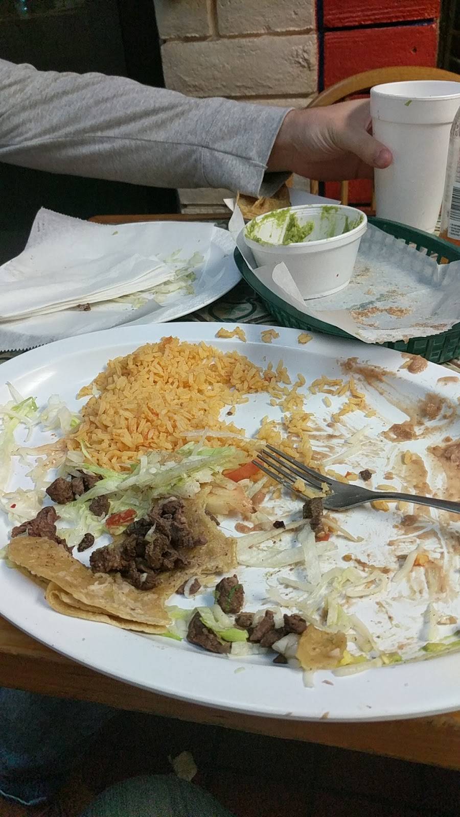 El Coyote Mexican Restaurant | restaurant | 11532 S Pulaski Rd, Alsip, IL 60803, USA | 7083895400 OR +1 708-389-5400