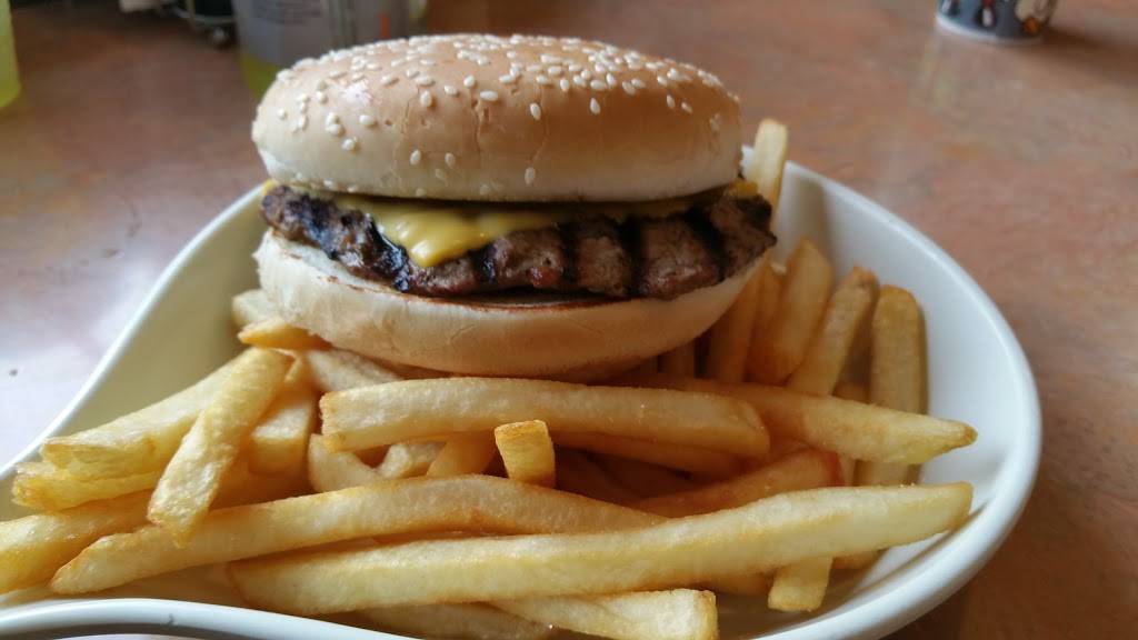 Farmer Boys | restaurant | 3356 S Riverside Ave, Bloomington, CA 92316, USA | 9512481244 OR +1 951-248-1244