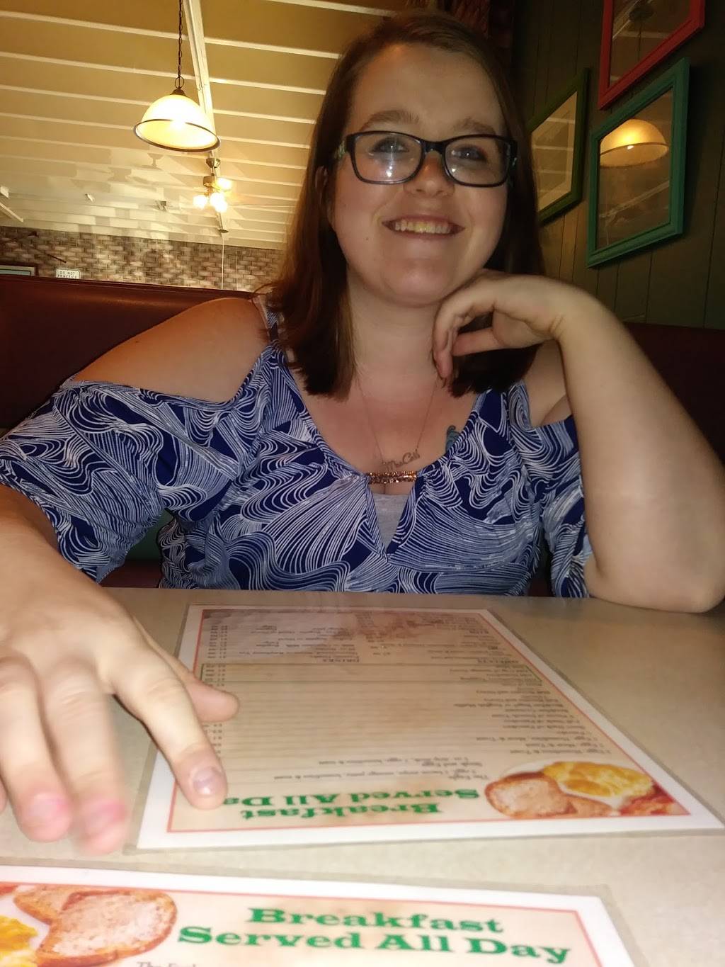 Sand Trap | restaurant | 17653 Mahoning Ave, Lake Milton, OH 44429, USA | 3306543445 OR +1 330-654-3445