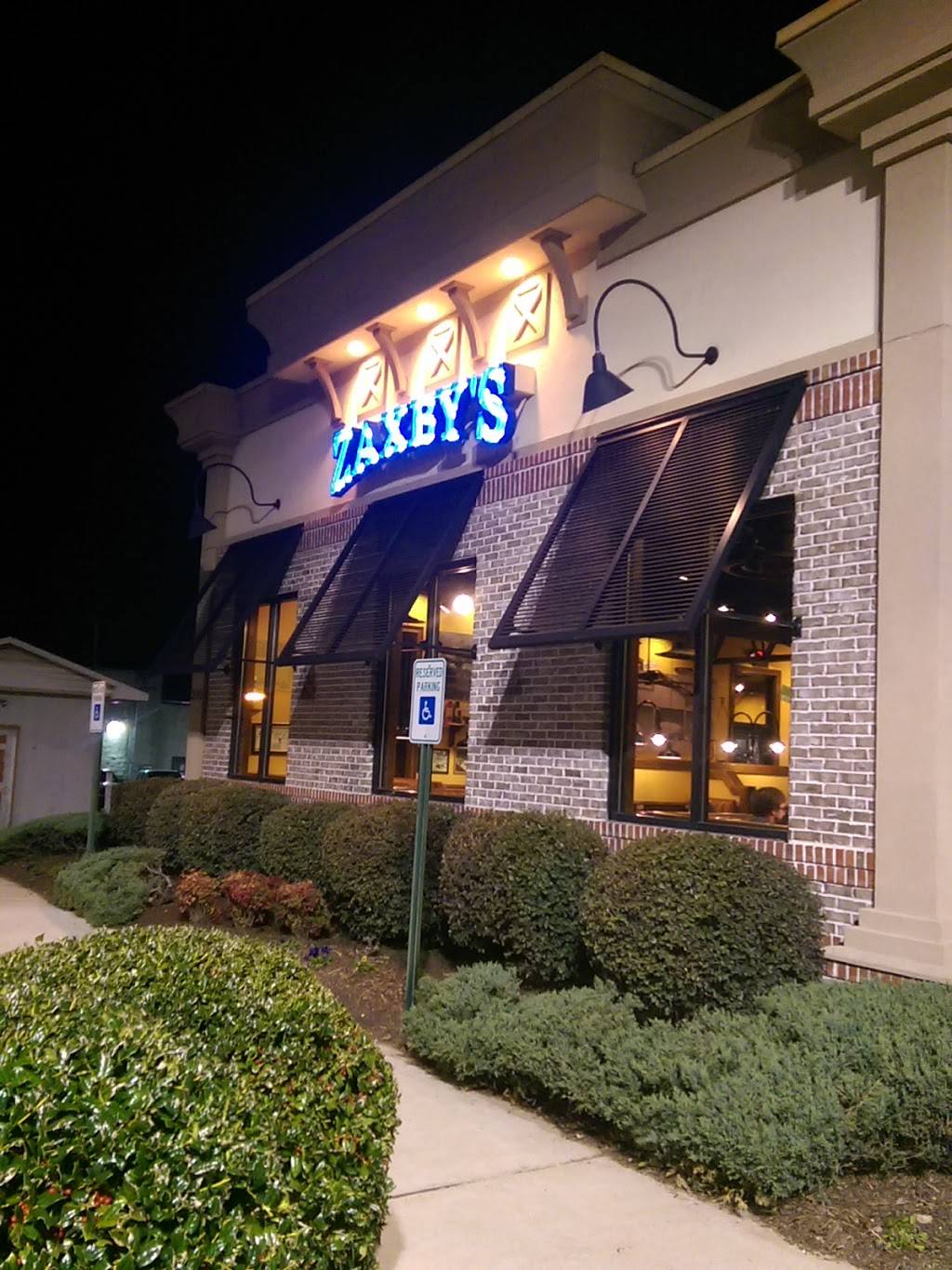 Zaxbys Chicken Fingers & Buffalo Wings | restaurant | 390 W Church St, Lexington, TN 38351, USA | 7316514929 OR +1 731-651-4929