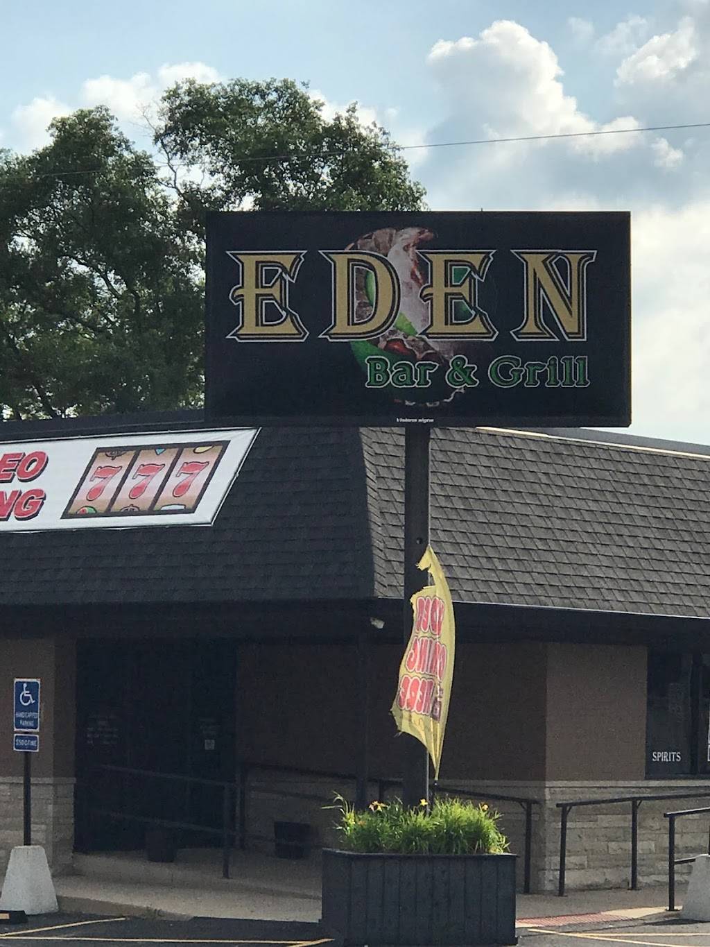 Eden Bar and Grill | restaurant | 926 Gardner St, Joliet, IL 60433, USA | 8156302071 OR +1 815-630-2071