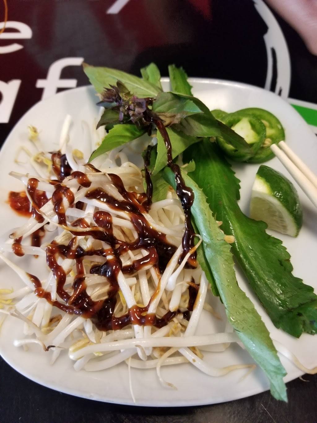 Salsaritas Fresh Mexican Grill | restaurant | 100 Jack Dance St, Knoxville, TN 37919, USA | 8656900486 OR +1 865-690-0486