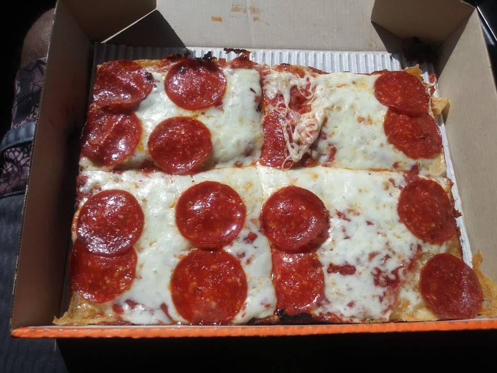 Little Caesars Pizza | meal takeaway | 315 Paradise Rd, Modesto, CA 95351, USA | 2095212272 OR +1 209-521-2272