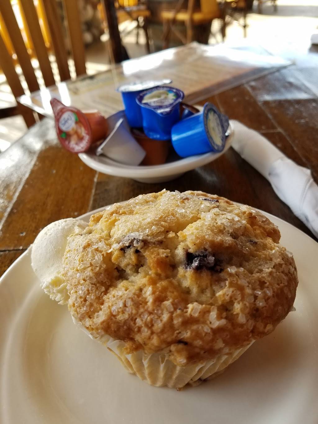 Log Cabin Family Restaurant | bakery | 1215 8th St, Baraboo, WI 53913, USA | 6083568034 OR +1 608-356-8034