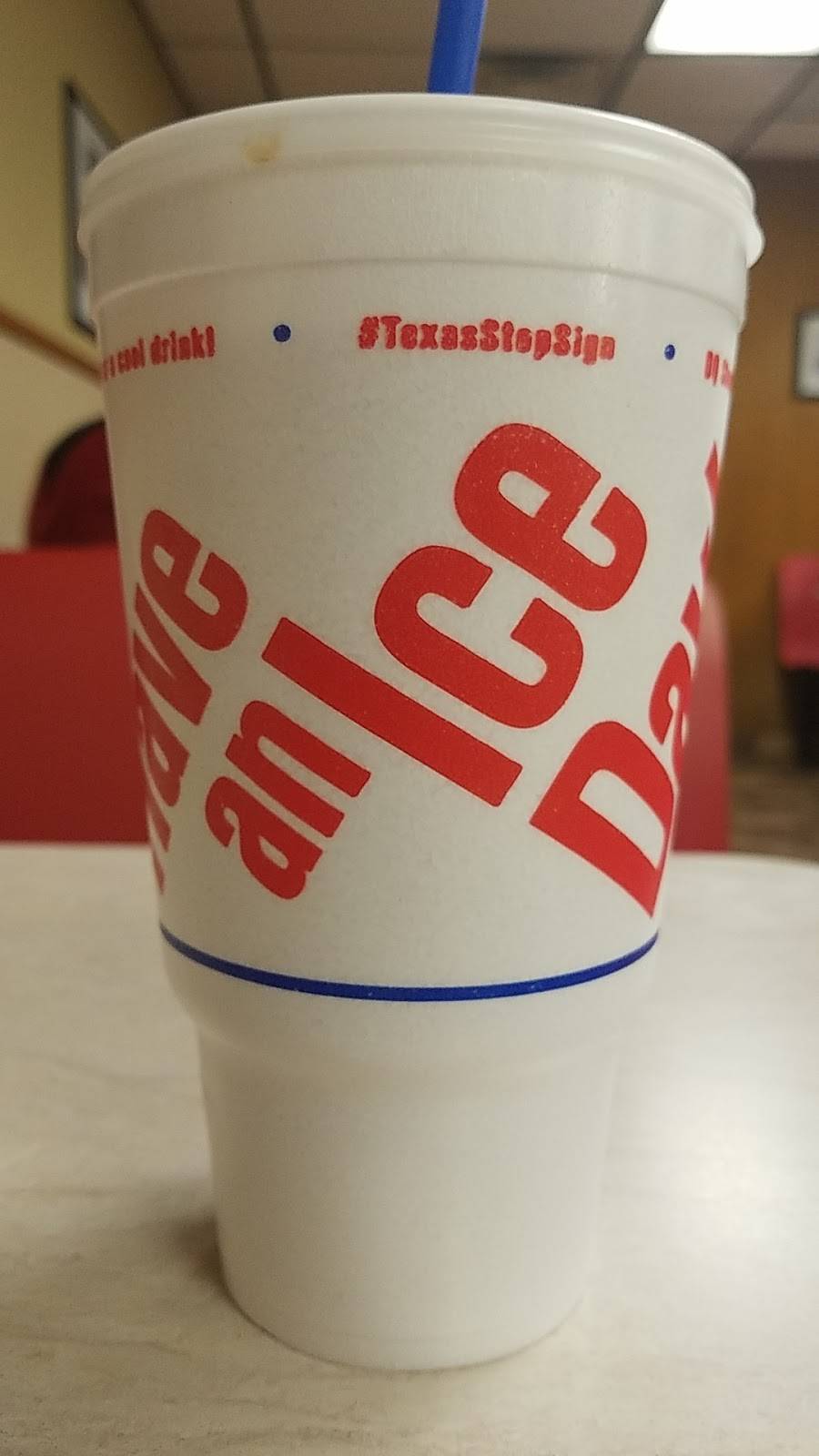 Dairy Queen Store | restaurant | 1503 19th St, Hondo, TX 78861, USA | 8304262211 OR +1 830-426-2211