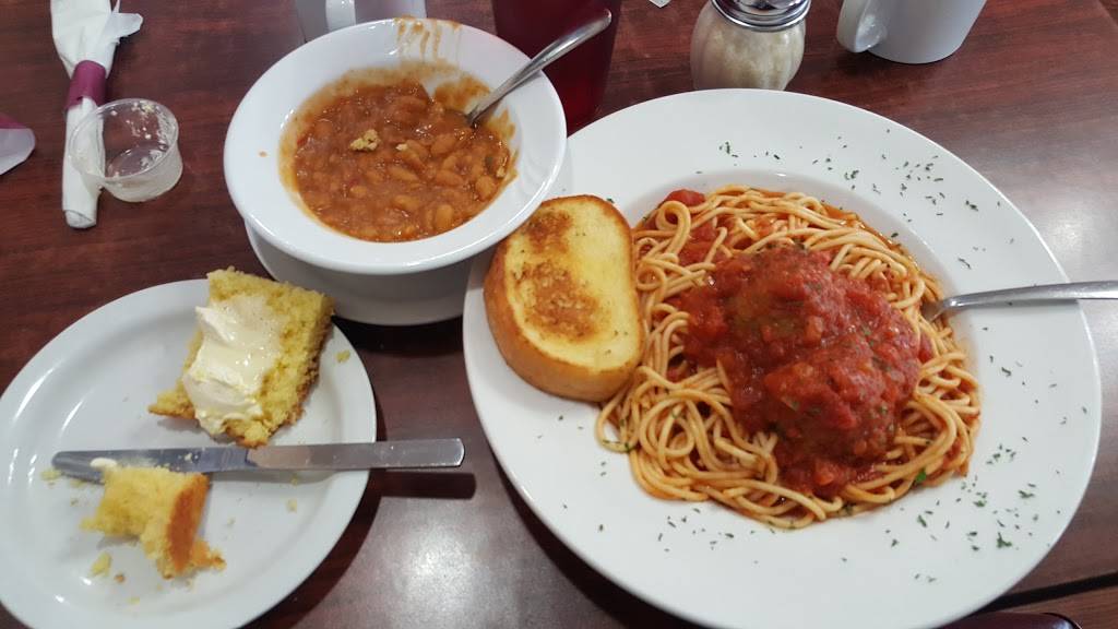 Dinos Diner | restaurant | 3027 E 10th St, Trenton, MO 64683, USA | 6603595566 OR +1 660-359-5566