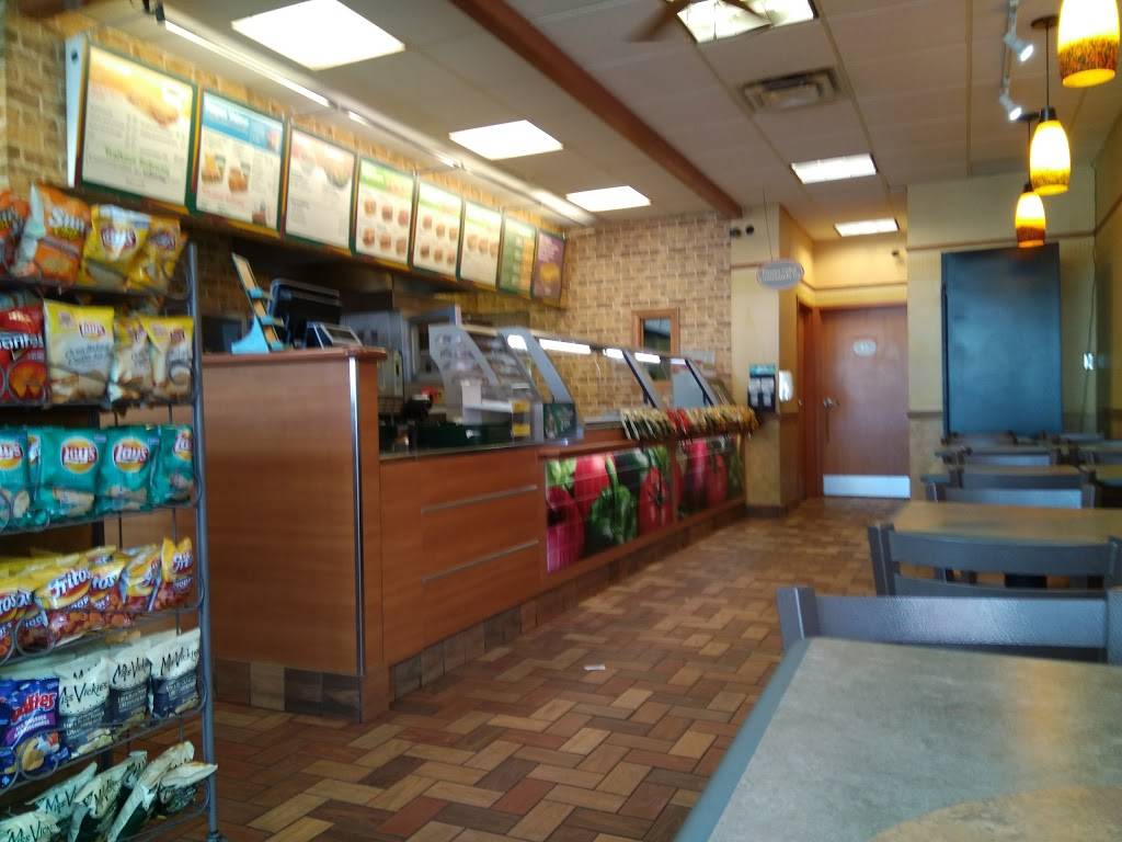 Subway | restaurant | 3501 Rue Ontario E, Montréal, QC H1W 1R2, Canada | 5145247266 OR +1 514-524-7266