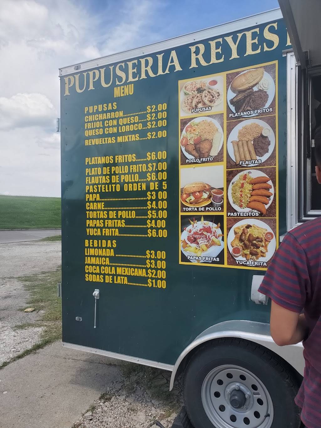 PUPUSERIA REYES | restaurant | 1501 Broadway St, Houston, TX 77012, USA | 8328706401 OR +1 832-870-6401