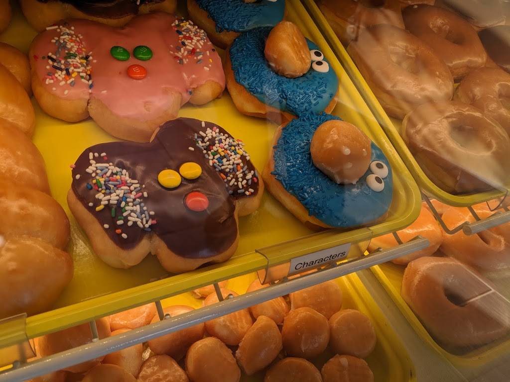 Texas Donuts | restaurant | 8224 Gunston Corner Ln, Lorton, VA 22079, USA | 7035513110 OR +1 703-551-3110