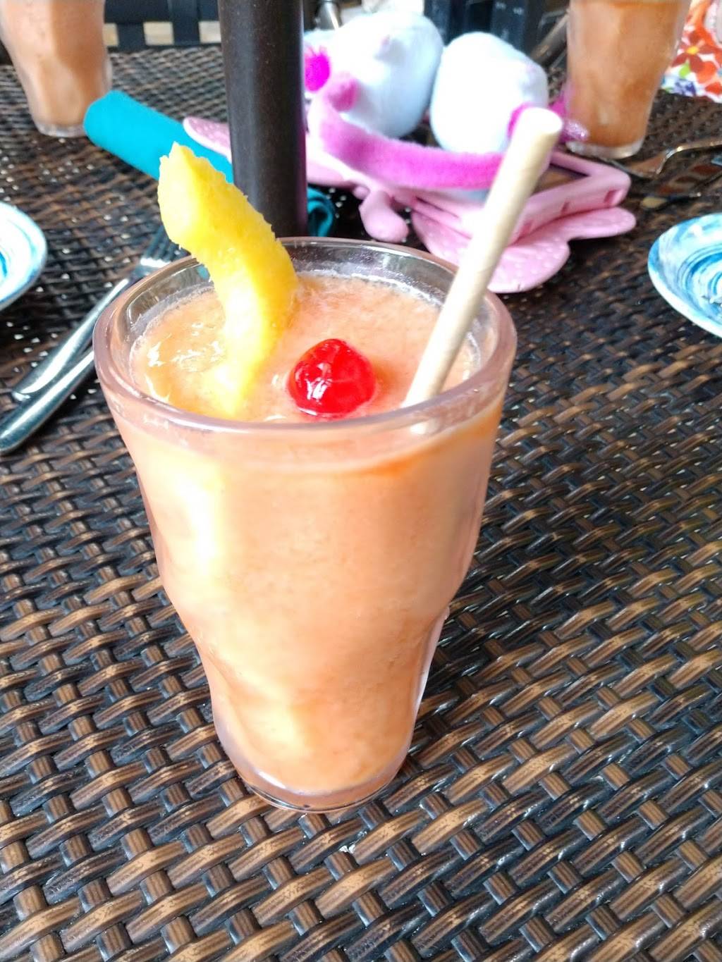 Kani Ka Pila Grille | restaurant | 2169 Kalia Rd, Honolulu, HI 96815, USA | 8089244990 OR +1 808-924-4990