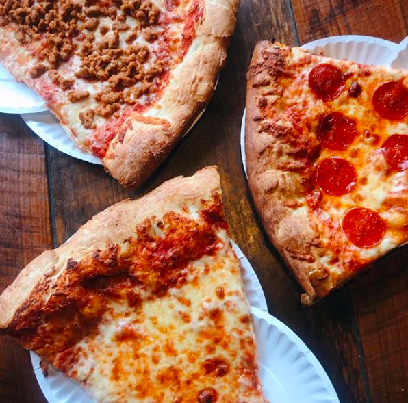 Benny Fierros | meal takeaway | 1906 E Carson St, Pittsburgh, PA 15203, USA | 4127096077 OR +1 412-709-6077