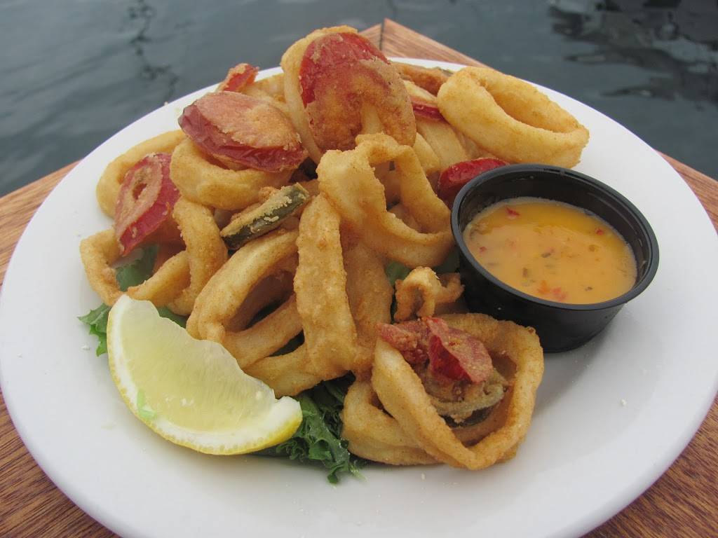 The Landing Restaurant | restaurant | 30 Bowens Wharf, Newport, RI 02840, USA | 4018474514 OR +1 401-847-4514