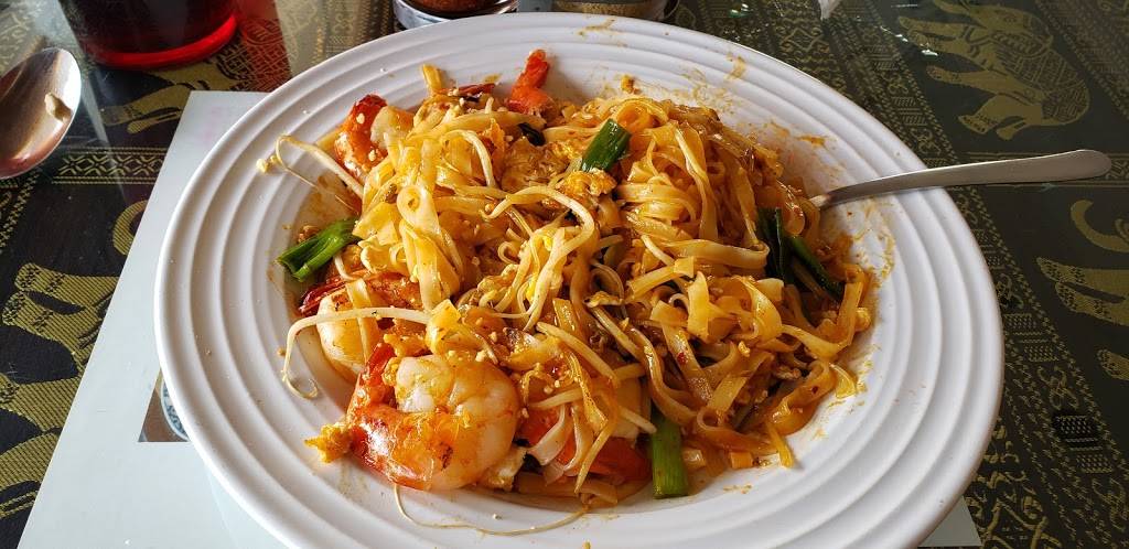 Bangkok House | restaurant | 318 N Kings Hwy, Myrtle Beach, SC 29577, USA | 8436265384 OR +1 843-626-5384