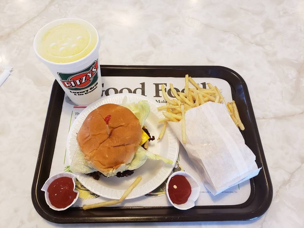 G D Ritzys | restaurant | 601 N Green River Rd, Evansville, IN 47715, USA | 8124746259 OR +1 812-474-6259