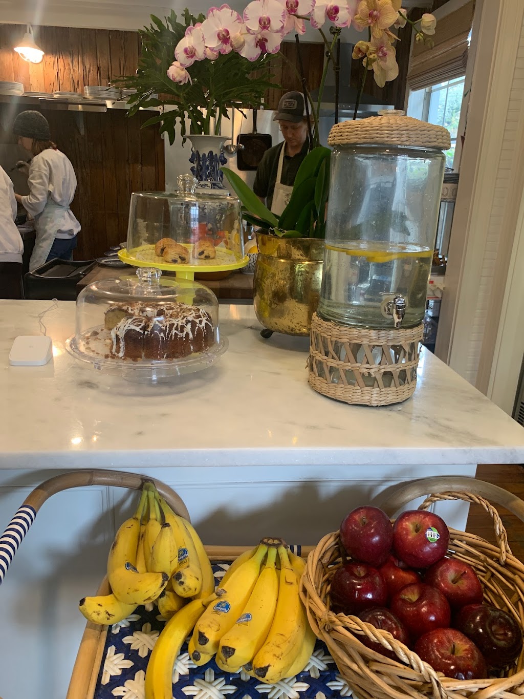 Basels Market | restaurant | 5435 Highland Rd, Baton Rouge, LA 70808, USA | 2254445658 OR +1 225-444-5658