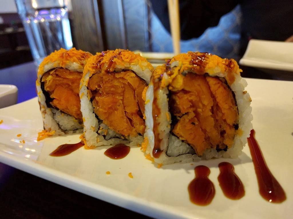 Royal Sushi | restaurant | 7258 W Foster Ave, Chicago, IL 60656, USA | 7088315870 OR +1 708-831-5870