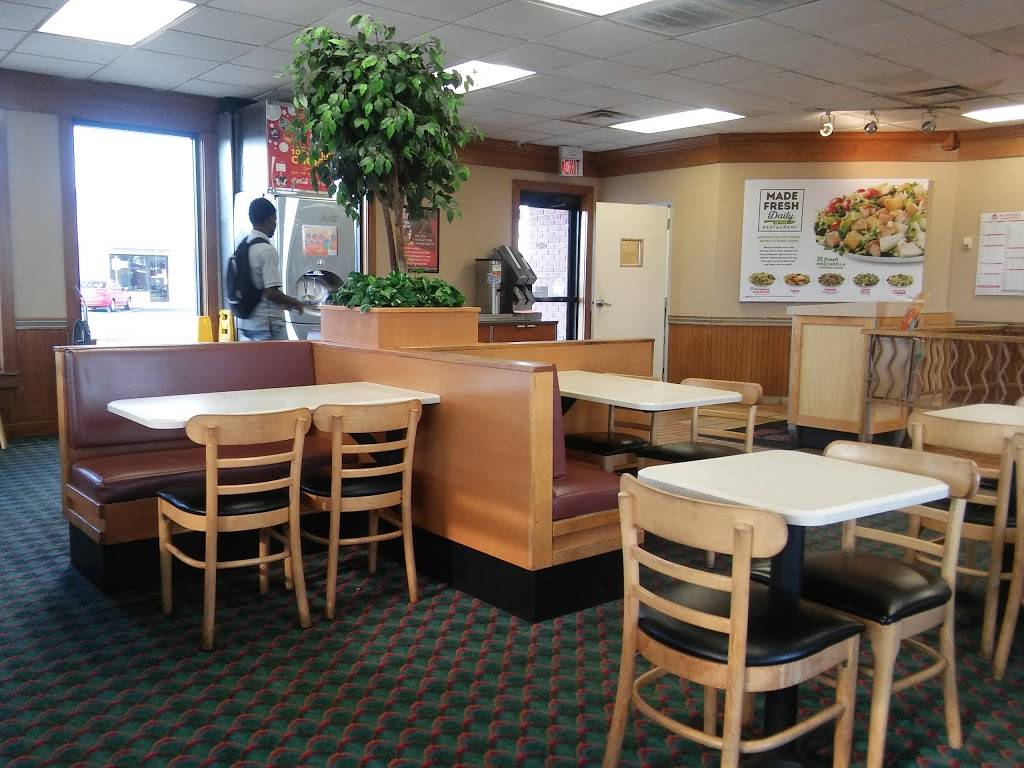 Wendys | restaurant | 2180 Covington Pike, Memphis, TN 38128, USA | 9013860796 OR +1 901-386-0796