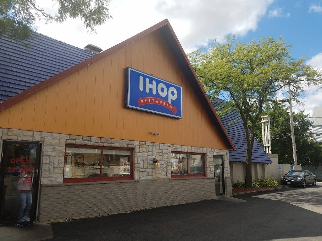 IHOP | restaurant | 4210 N Cicero Ave, Chicago, IL 60641, USA | 7736850242 OR +1 773-685-0242