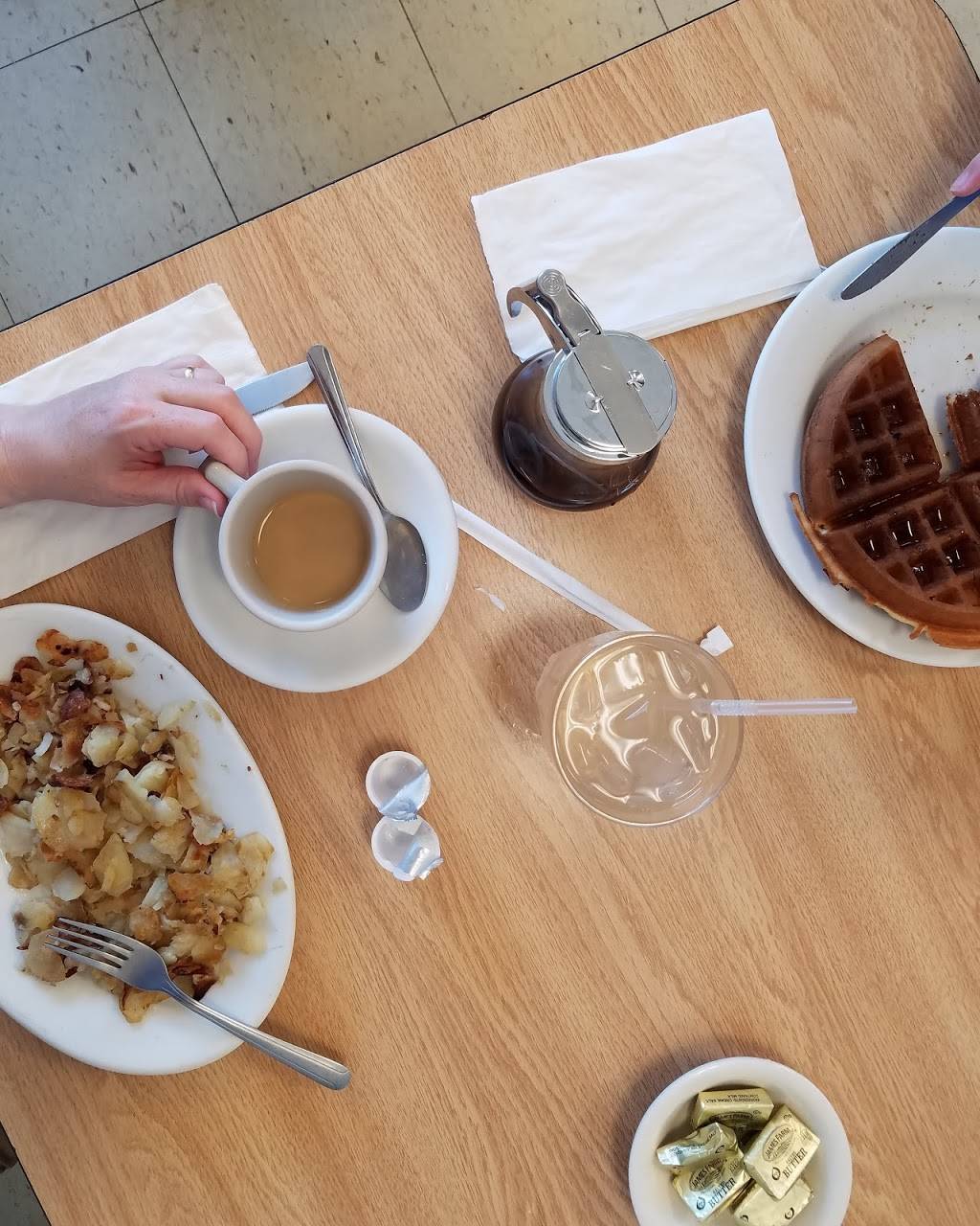 Station House Cafe | restaurant | 128 Station St, Berkeley Heights, NJ 07922, USA | 9084646522 OR +1 908-464-6522