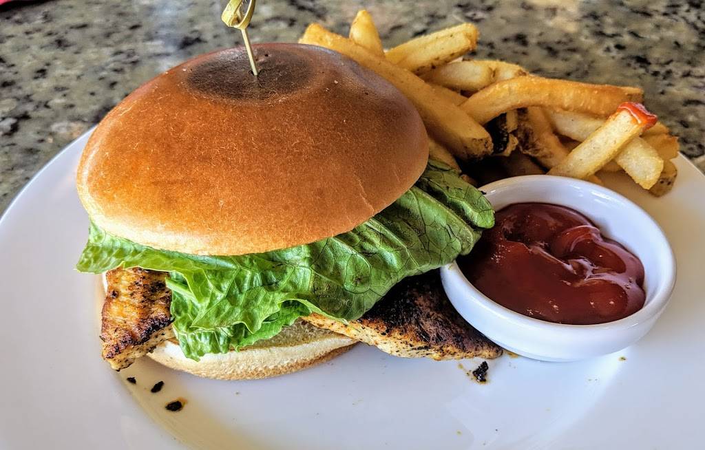 Lighthouse Grill | restaurant | 1994 Overseas Hwy, Marathon, FL 33050, USA | 3054349039 OR +1 305-434-9039