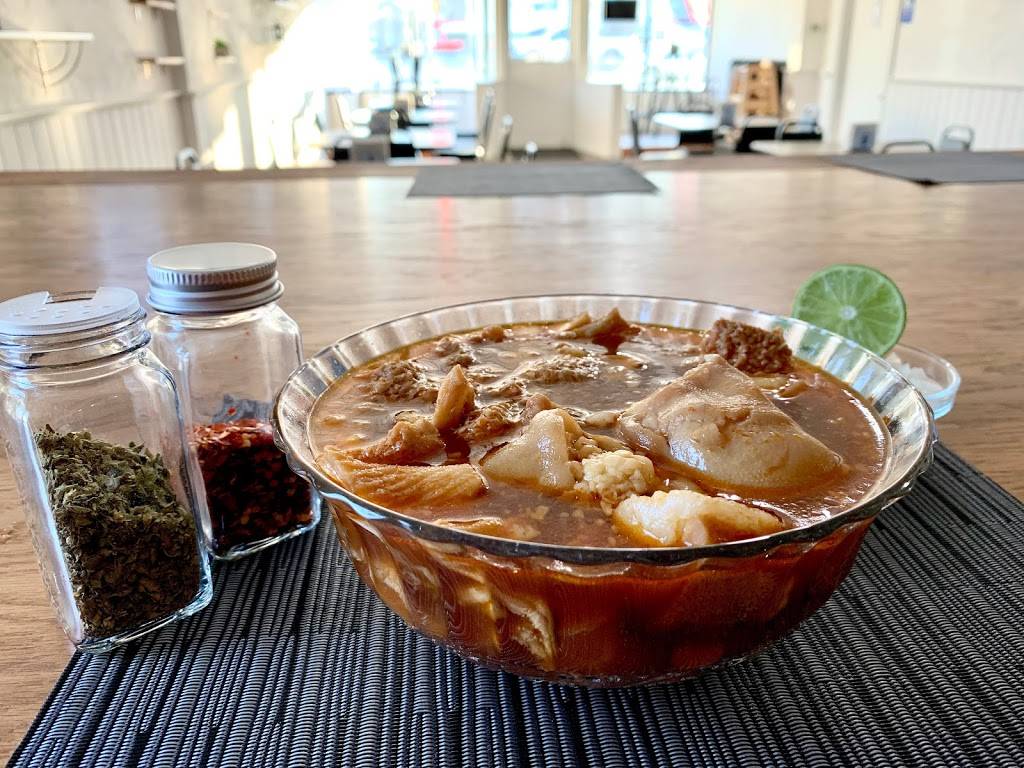 La Sierra | restaurant | 1702 S 10th St, Omaha, NE 68108, USA | 4023429531 OR +1 402-342-9531