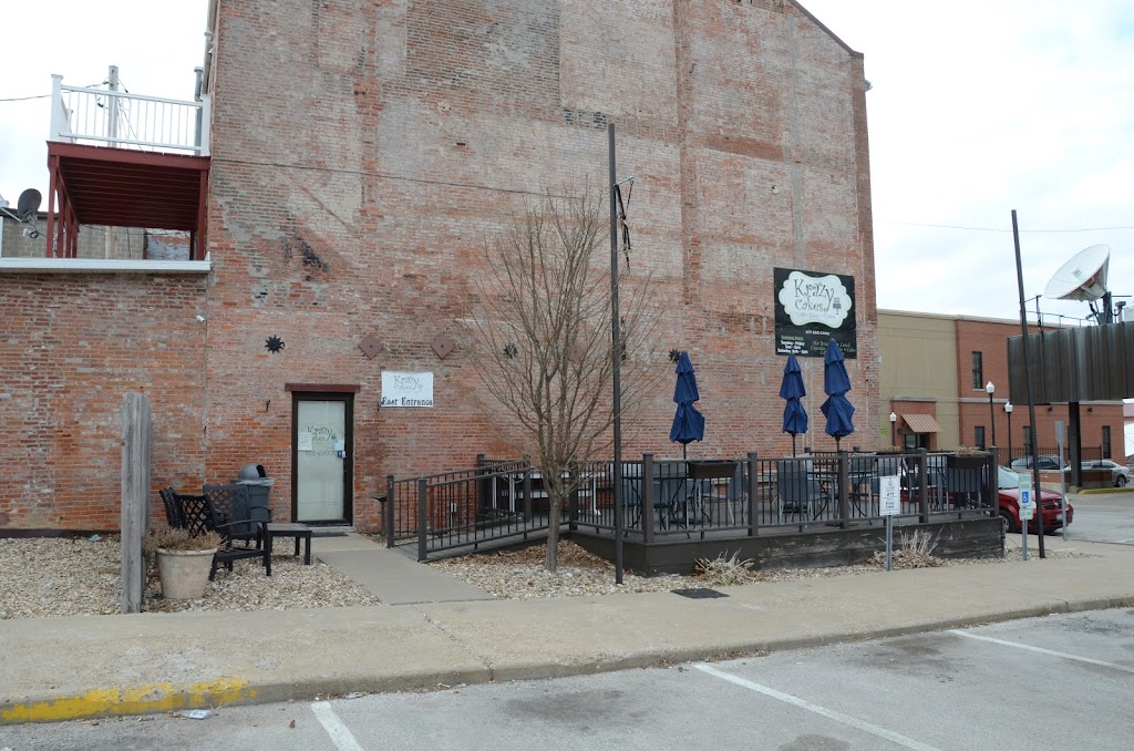 Krazy Cakes Cafe & Restaurant | cafe | 512 Hampshire St, Quincy, IL 62301, USA | 2172222253 OR +1 217-222-2253