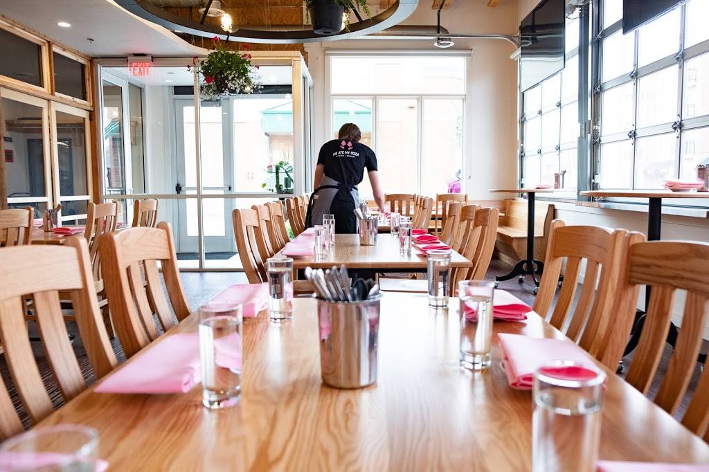 Pig Ate My Pizza Kitchen + Brewery | restaurant | 4124 W Broadway Ave, Robbinsdale, MN 55422, USA | 7635377267 OR +1 763-537-7267