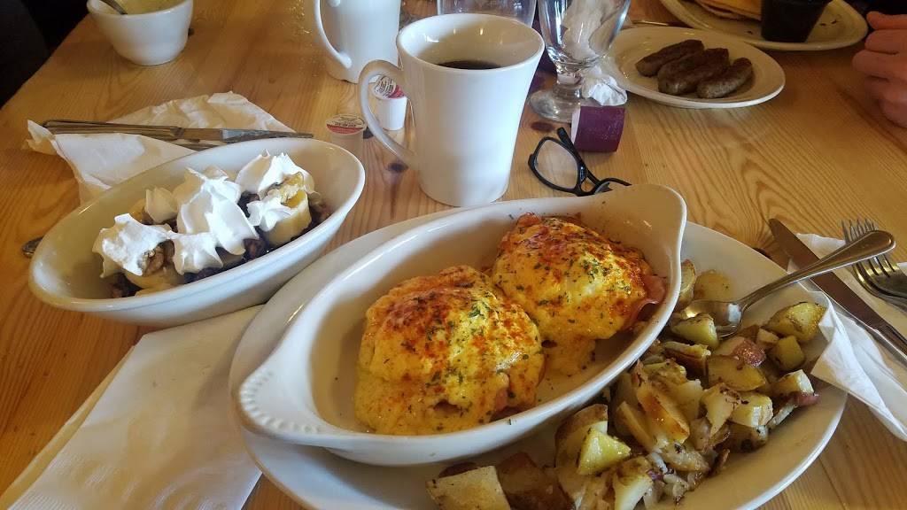 BJs Catering, Rental & Event Center |  | 990 N Center Ave, Gaylord, MI 49735, USA | 9897324010 OR +1 989-732-4010